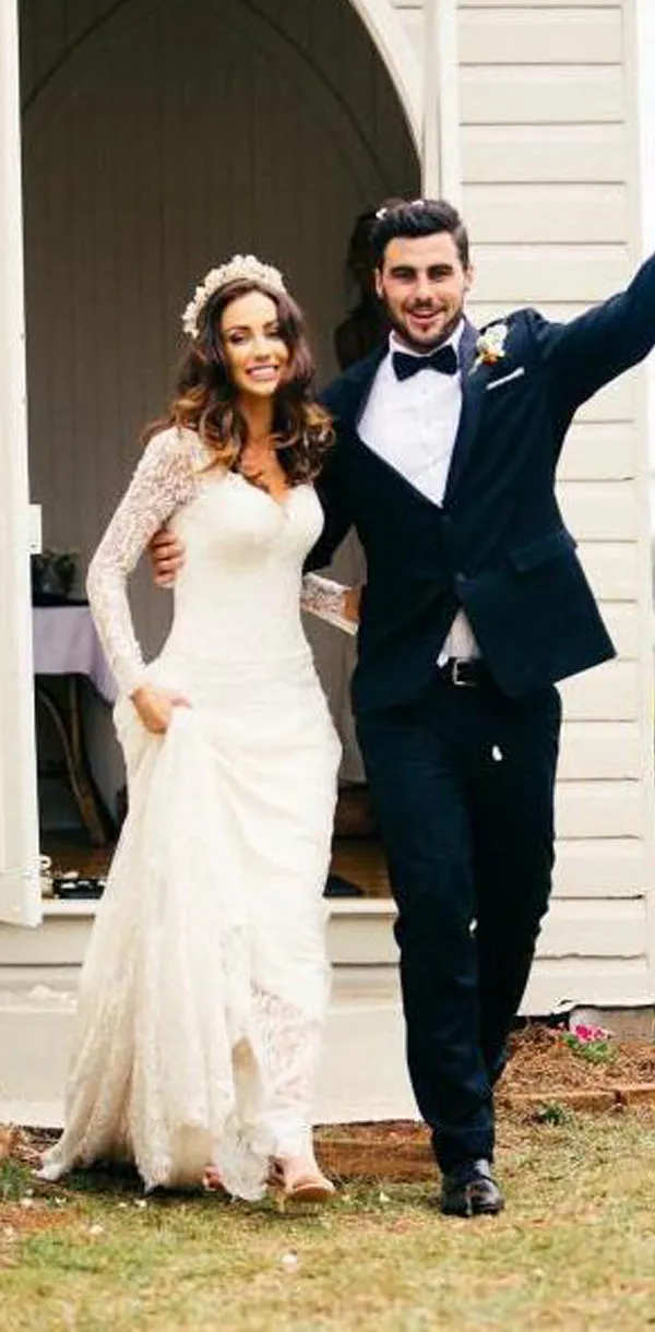 Elegant Lace Long Sleeve Backless Mermaid Long Wedding Dresss, PD0225